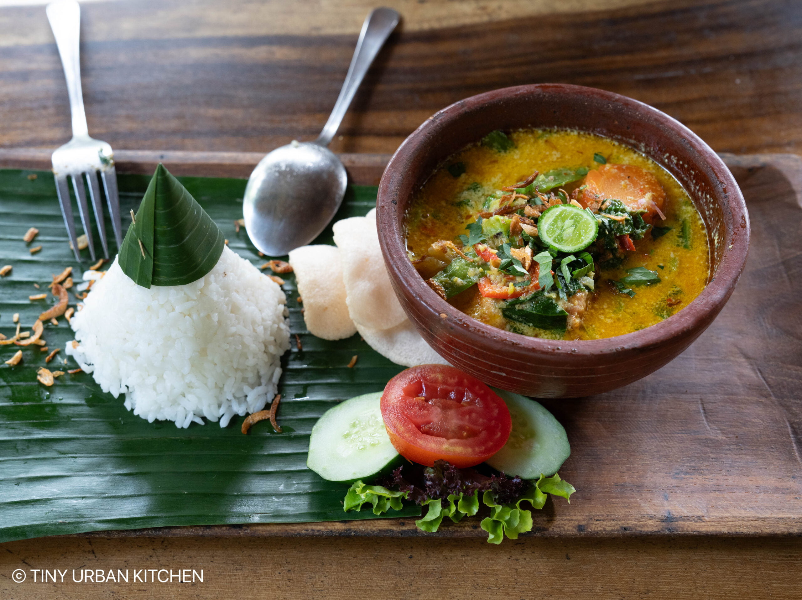 Balinese Residence Cooking (Bali, Indonesia) Balinese Residence Cooking (Bali, Indonesia)
