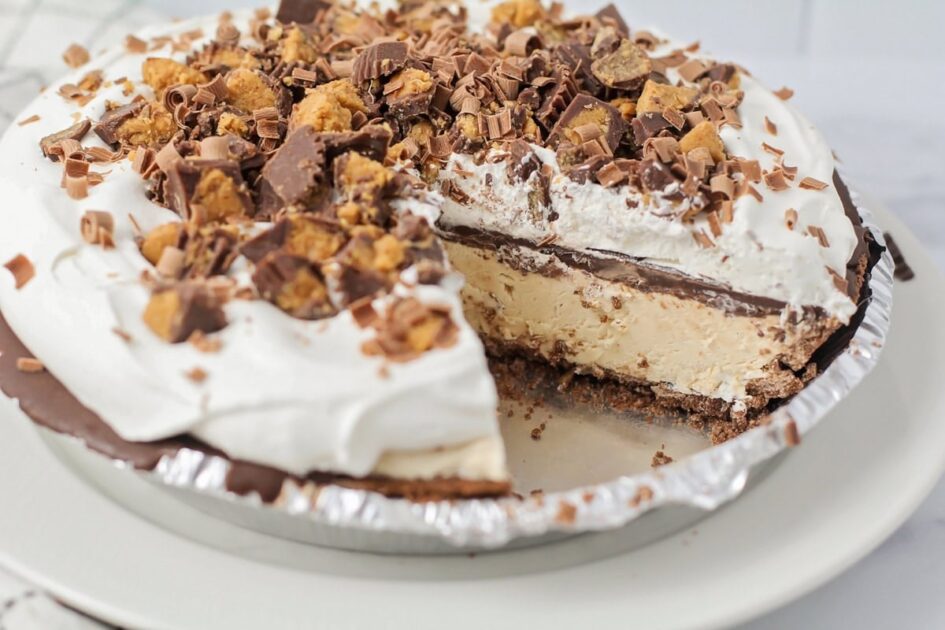 Peanut Butter Pie | Lil’ Luna