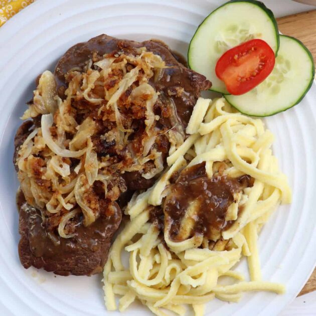 Zwiebel Rostbraten – German Onion Steak Zwiebel Rostbraten – German Onion Steak